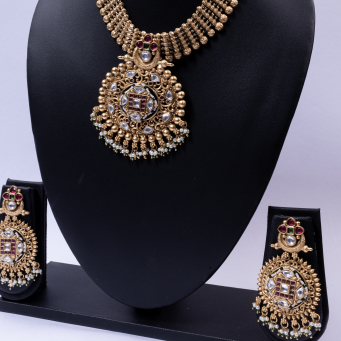 Necklace Set