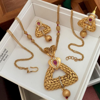 Necklace Sets