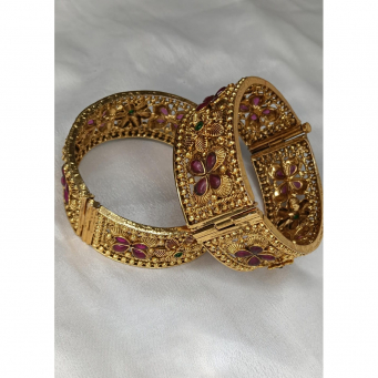 Bangles/Kada