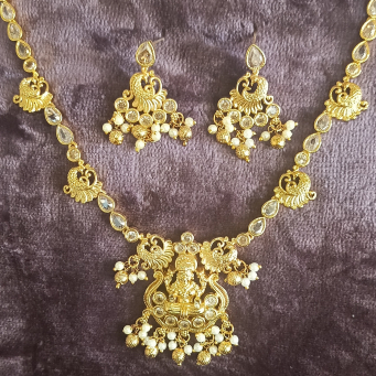 Necklace Sets
