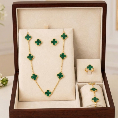 Necklace Sets