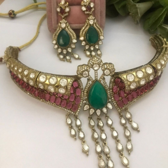 Necklace Set