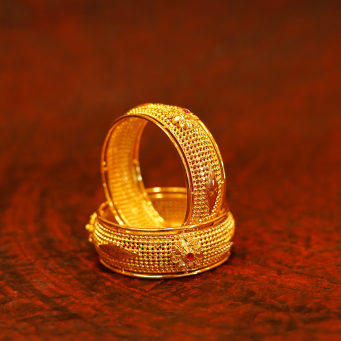 Silver Bracelets & Bangle