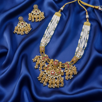 Necklace Set