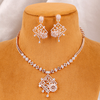 Necklace Set