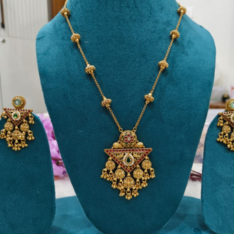 Necklace Sets