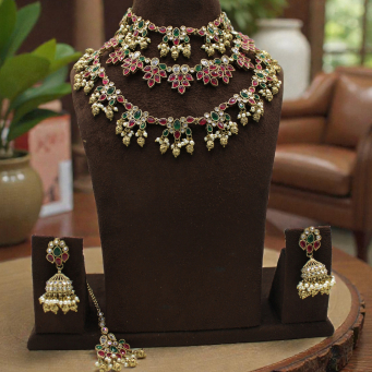 Necklace Set