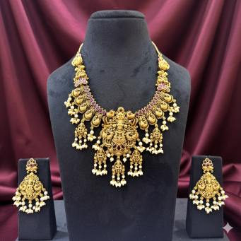 Necklace Set