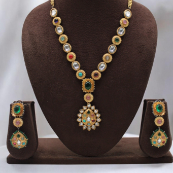 Necklace Set