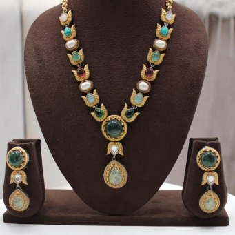 Necklace Set