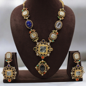 Necklace Set