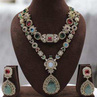 Necklace Set