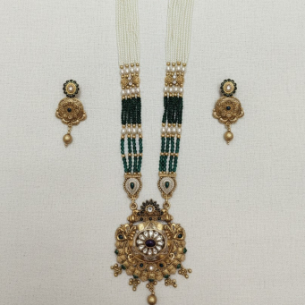 Necklace Sets
