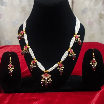 Necklace Sets