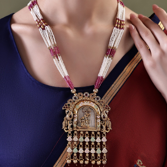 Necklace Set