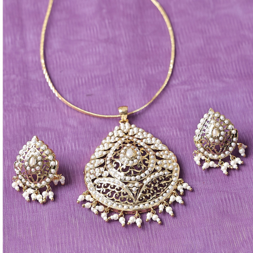Pendant Sets