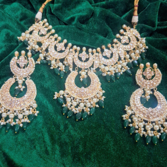 Necklace Set