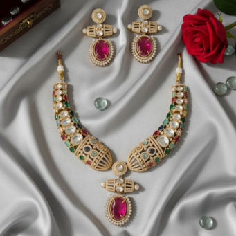 Necklace Set