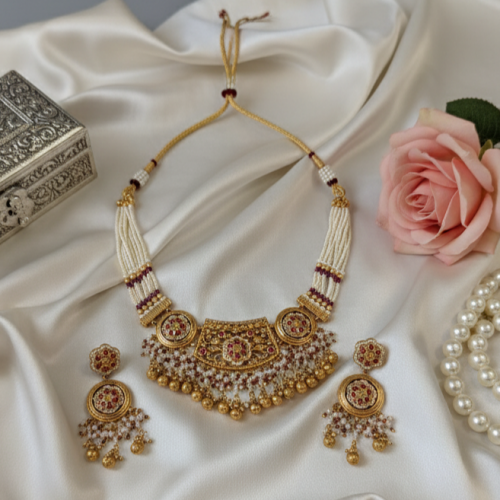 Necklace Set
