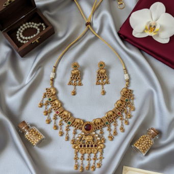 Necklace Set