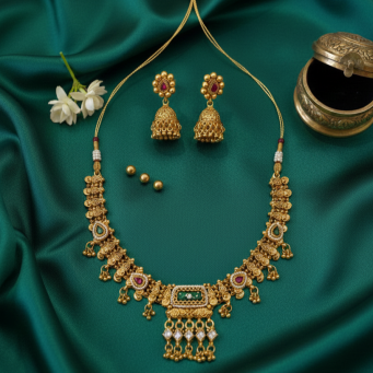 Necklace Set
