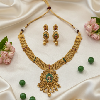 Necklace Set