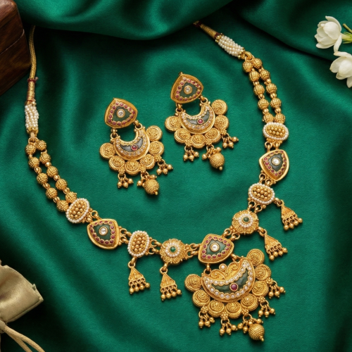 Necklace Set