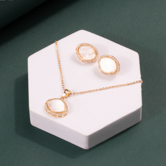 Pendants Sets
