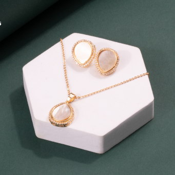 Pendants Sets