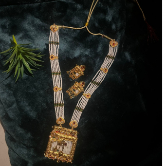 Pendants Sets
