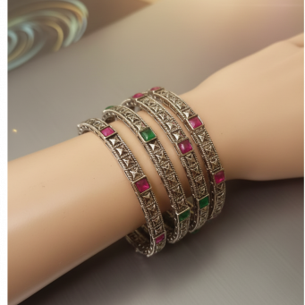 Bangles/Kada