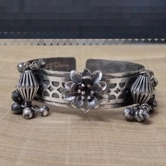 Bangles/Kada