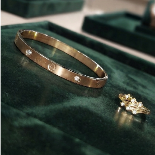 Bangles/Kada